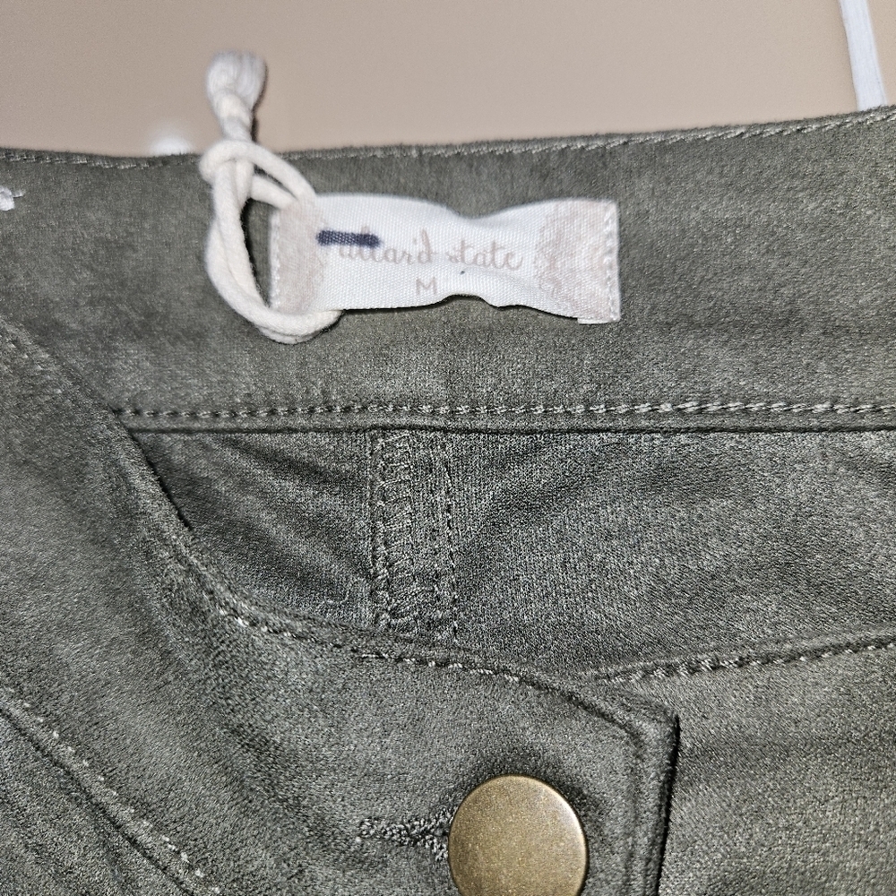 Altar'd State Green Faux Suede Mini Skirt. Size M - Picture 5 of 5